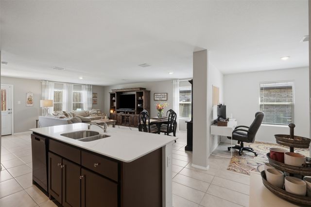 14025 Ilderton Street, Pilot Point, TX 76258
