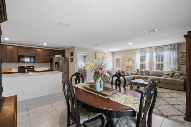 14025 Ilderton Street, Pilot Point, TX 76258