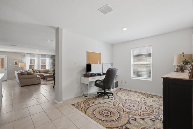 14025 Ilderton Street, Pilot Point, TX 76258