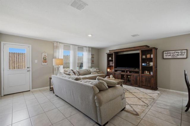 14025 Ilderton Street, Pilot Point, TX 76258