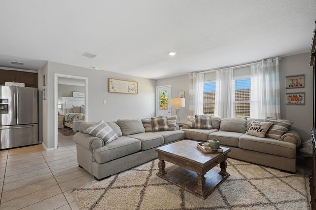 14025 Ilderton Street, Pilot Point, TX 76258