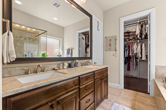 1729 Halifax Street, Roanoke, TX 76262