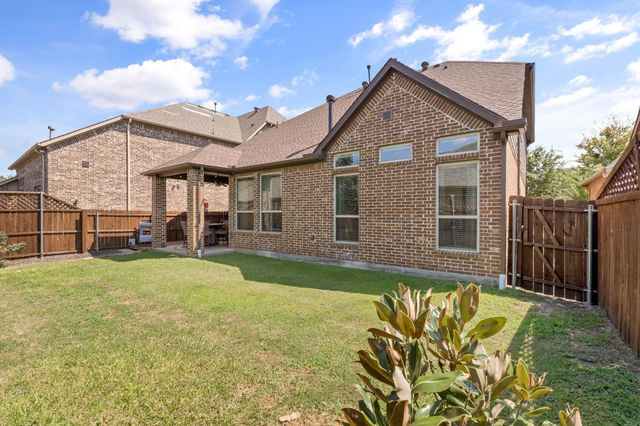 1729 Halifax Street, Roanoke, TX 76262