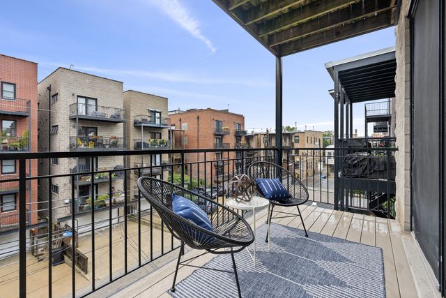 3534 N Fremont Street 3, Chicago, IL 60657