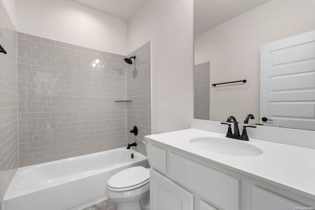 1482 LYME PARK, Bulverde, TX 78163