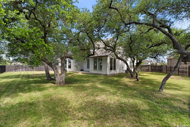 1482 LYME PARK, Bulverde, TX 78163