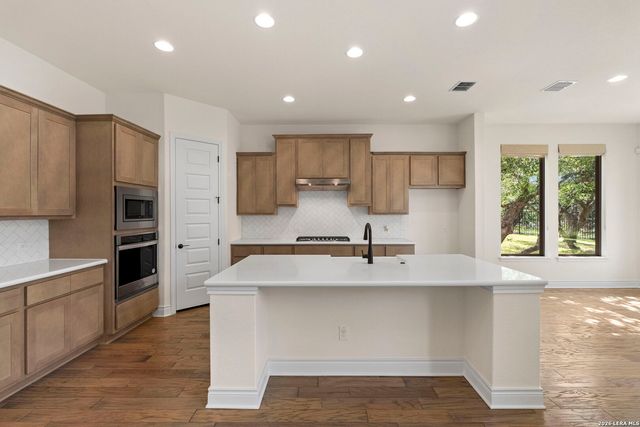 1482 LYME PARK, Bulverde, TX 78163