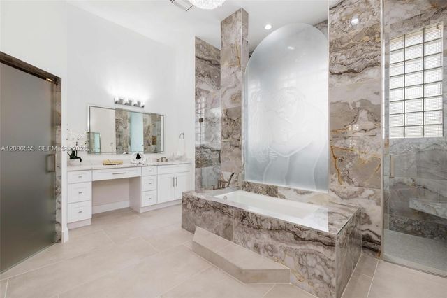 11613 NW 5th Street, Plantation, FL 33325