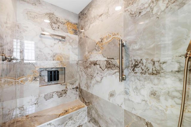 11613 NW 5th Street, Plantation, FL 33325