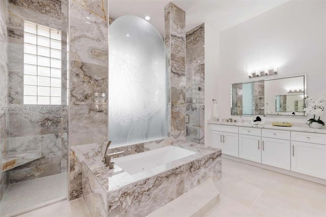 11613 NW 5th Street, Plantation, FL 33325