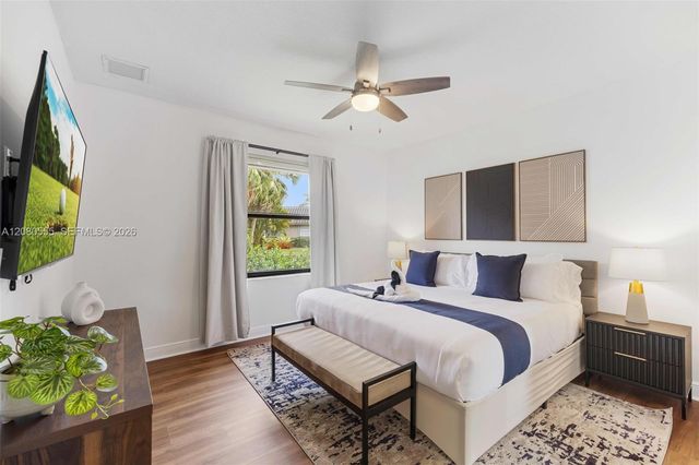 11613 NW 5th Street, Plantation, FL 33325