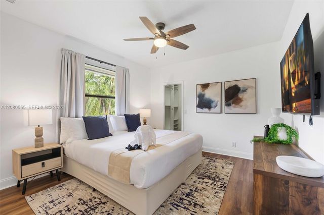 11613 NW 5th Street, Plantation, FL 33325