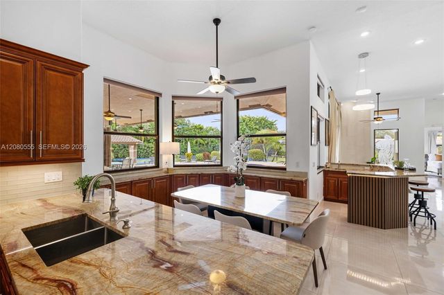 11613 NW 5th Street, Plantation, FL 33325