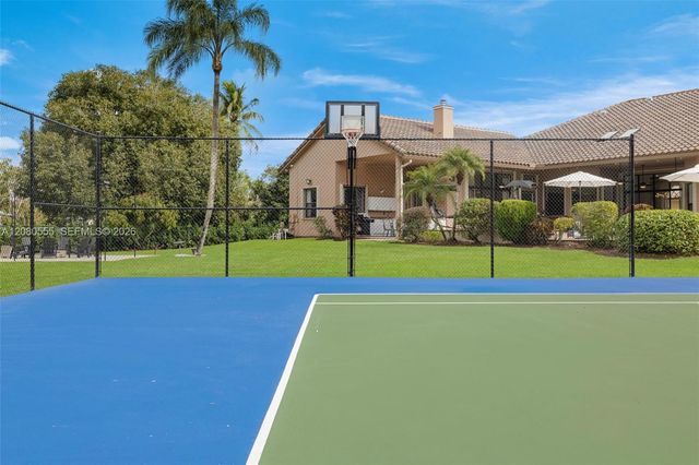 11613 NW 5th Street, Plantation, FL 33325