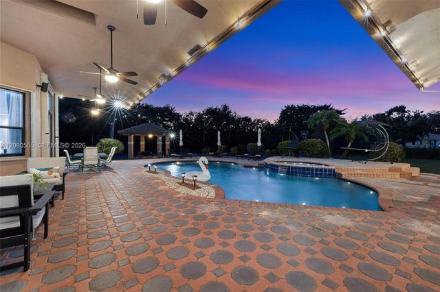 11613 NW 5th Street, Plantation, FL 33325