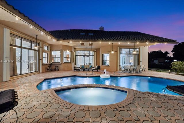 11613 NW 5th Street, Plantation, FL 33325