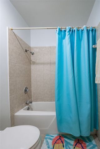 15002 WINDWARD Dr 202, Corpus Christi, TX 78418