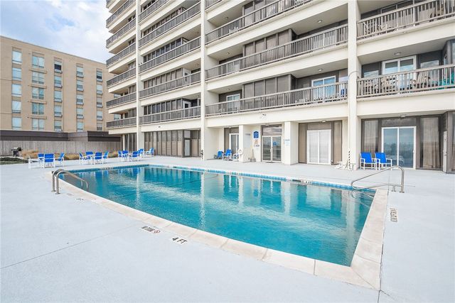15002 WINDWARD Dr 202, Corpus Christi, TX 78418