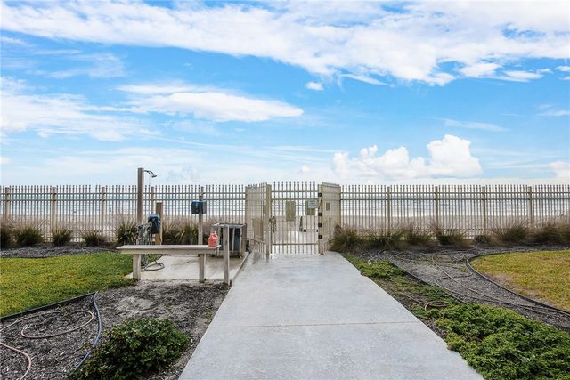 15002 WINDWARD Dr 202, Corpus Christi, TX 78418