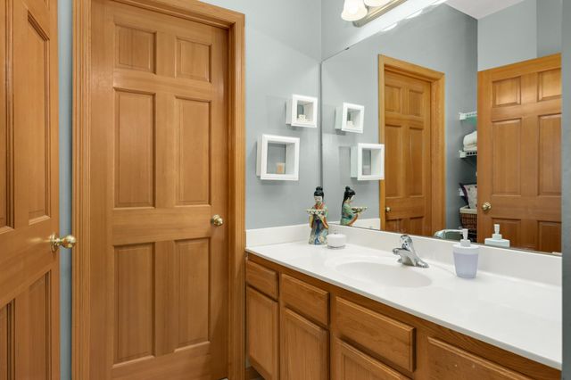 2644 Boulder Way, Burnsville, MN 55337