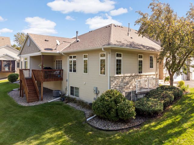 2644 Boulder Way, Burnsville, MN 55337