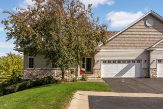 2644 Boulder Way, Burnsville, MN 55337