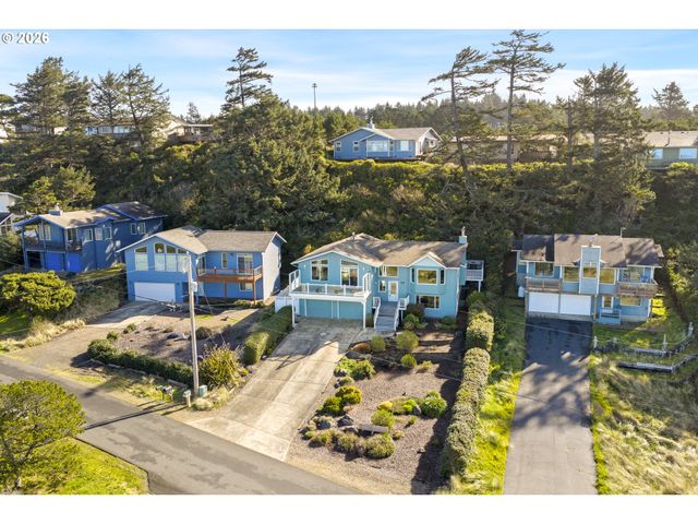 2105 Nw PARKER Ave, Waldport, OR 97394