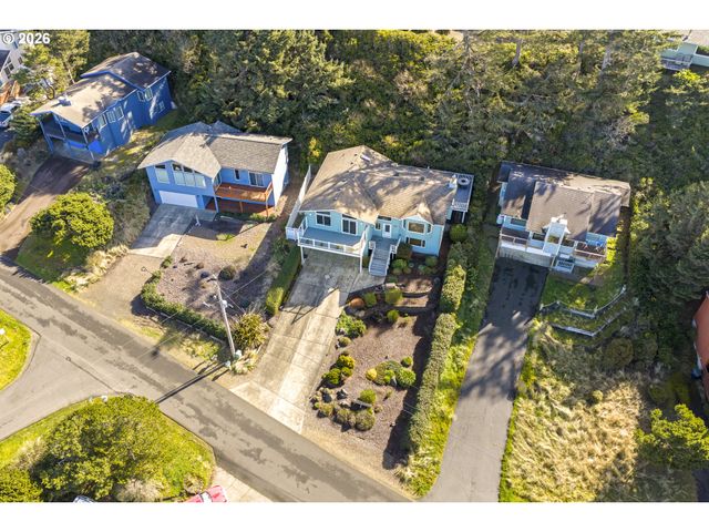 2105 Nw PARKER Ave, Waldport, OR 97394