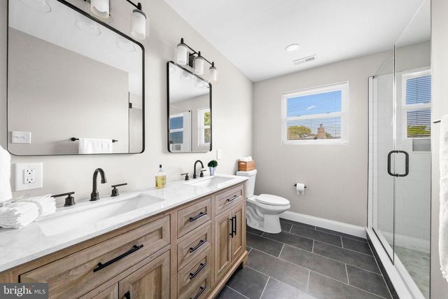 122 E PARK AVE, Haddon Township, NJ 08107