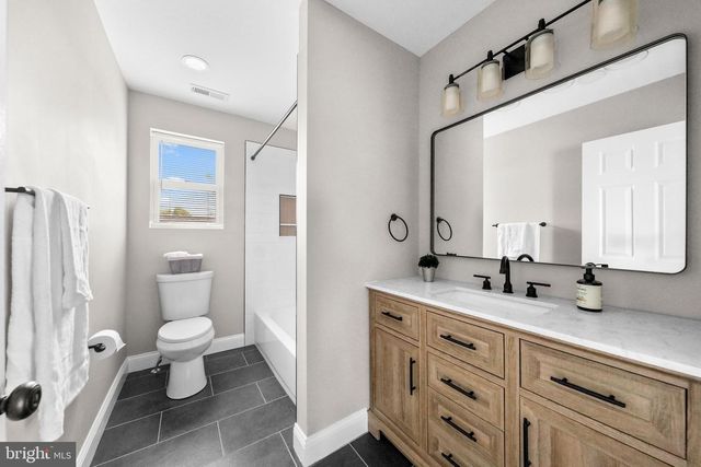 122 E PARK AVE, Haddon Township, NJ 08107