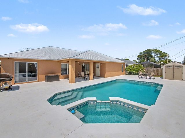 2674 SE Creston Lane, Port St. Lucie, Port St Lucie, FL 34952