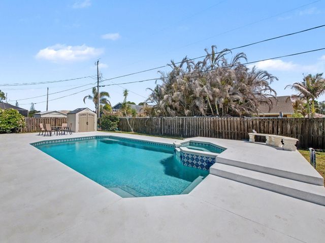 2674 SE Creston Lane, Port St. Lucie, Port St Lucie, FL 34952