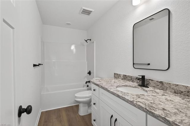 6469 Quaker DR, Suffolk, VA 23437