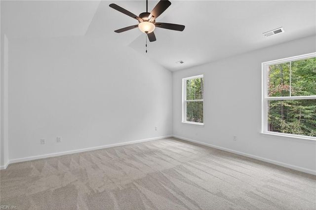 6469 Quaker DR, Suffolk, VA 23437