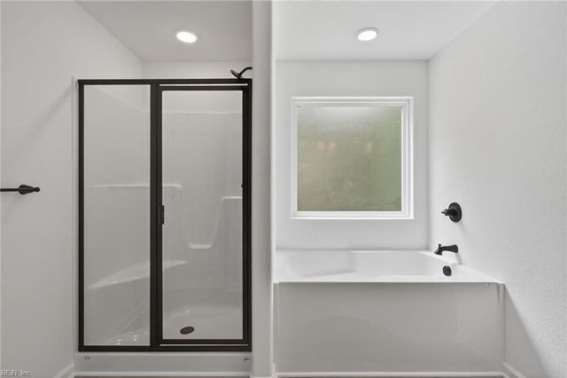 6469 Quaker DR, Suffolk, VA 23437