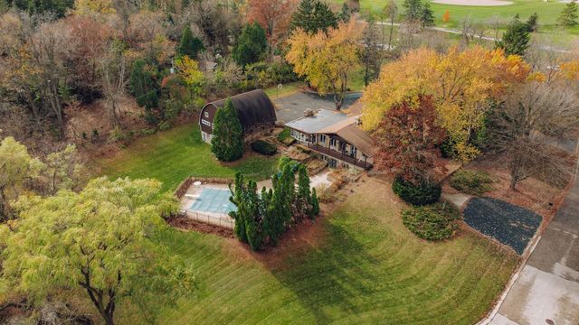 15555 Esser COURT, Brookfield, WI 53005