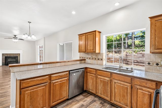 1008 Hyde Park Drive, Mckinney, TX 75069