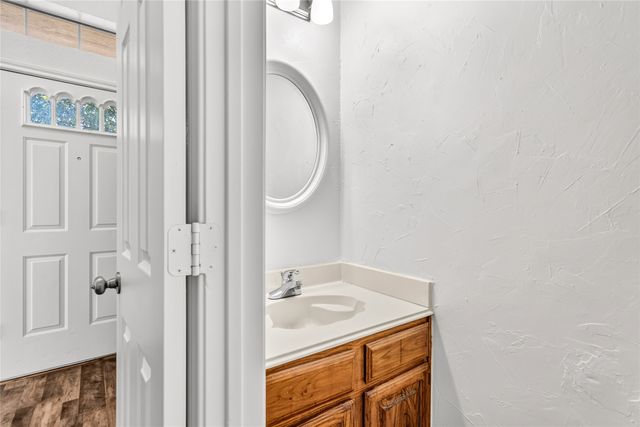 1008 Hyde Park Drive, Mckinney, TX 75069