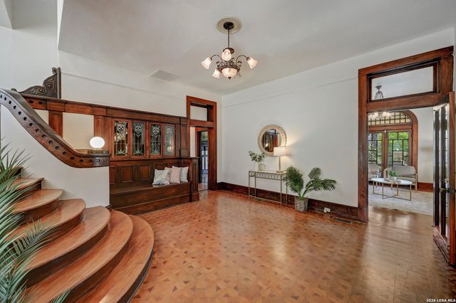 109 E Woodlawn, San Antonio, TX 78212