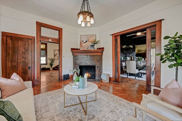 109 E Woodlawn, San Antonio, TX 78212