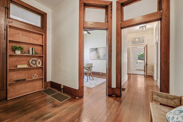 109 E Woodlawn, San Antonio, TX 78212