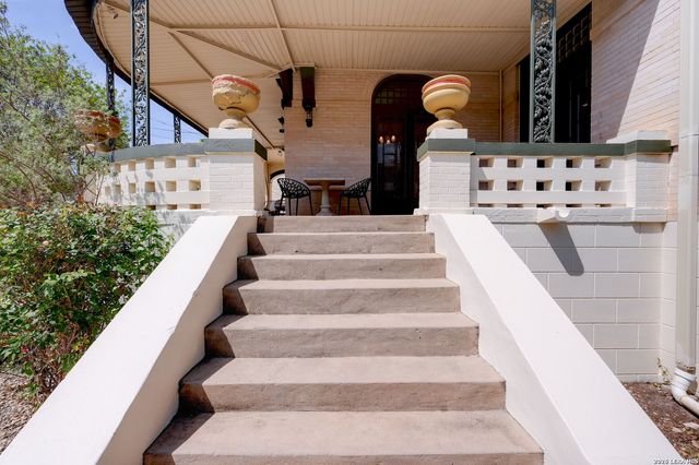 109 E Woodlawn, San Antonio, TX 78212