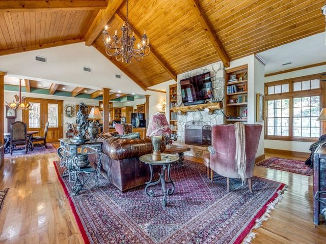 160 Wimberley Ranch Drive, Wimberley, TX 78676