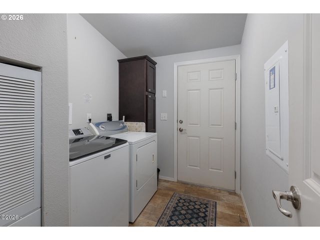 3620 SEA MIST Ave, Depoe Bay, OR 97341