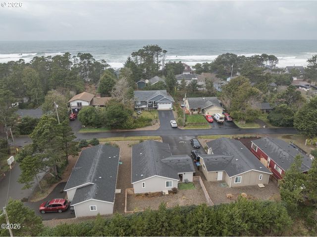 3620 SEA MIST Ave, Depoe Bay, OR 97341