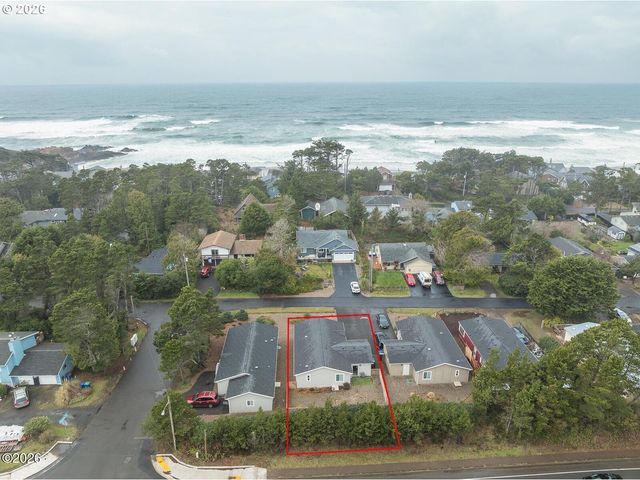 3620 SEA MIST Ave, Depoe Bay, OR 97341