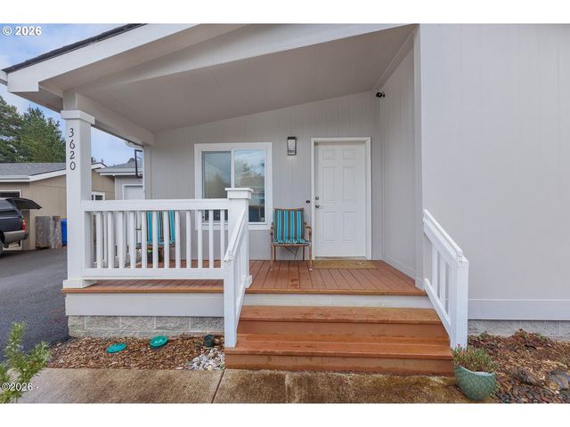 3620 SEA MIST Ave, Depoe Bay, OR 97341