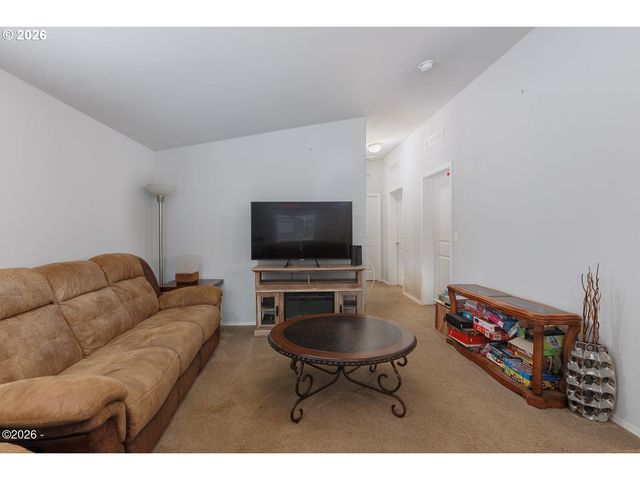 3620 SEA MIST Ave, Depoe Bay, OR 97341