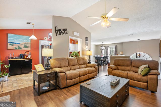 323 Natchez Circle, Winder, GA 30680