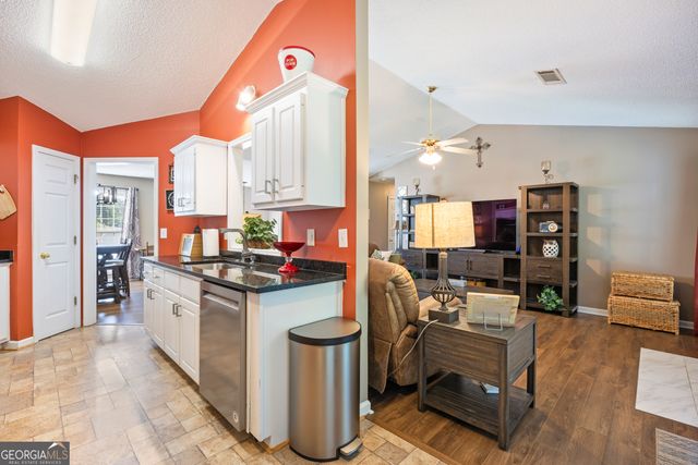 323 Natchez Circle, Winder, GA 30680